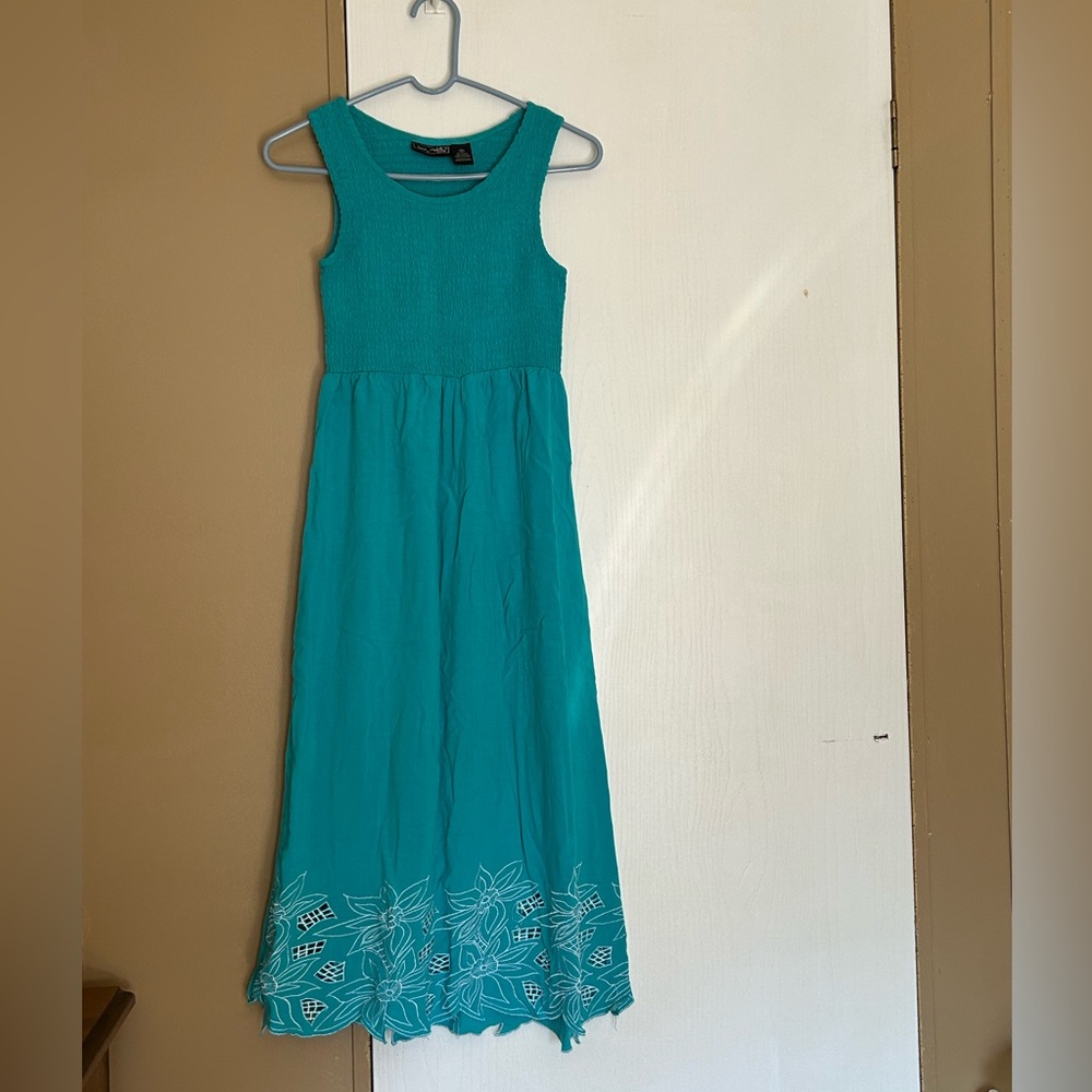 Teal Sleeveless Maxi Dress with Floral Embroidery